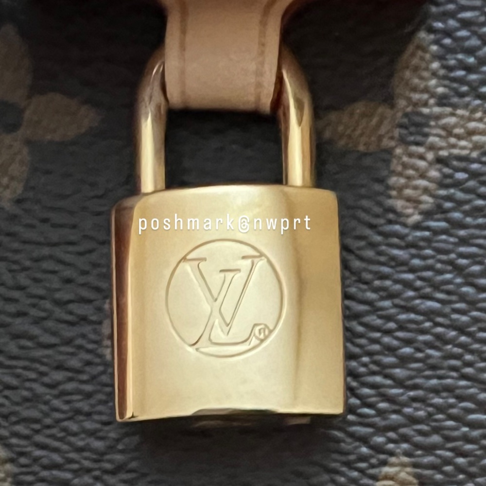 NEW ✨ Louis Vuitton Rivoli PM Monogram Top Handle Tote Crossbody Bag Purse - Picture 4 of 15